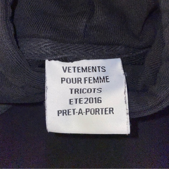 Vetements Distressed Hoodie - Picture 5 of 9